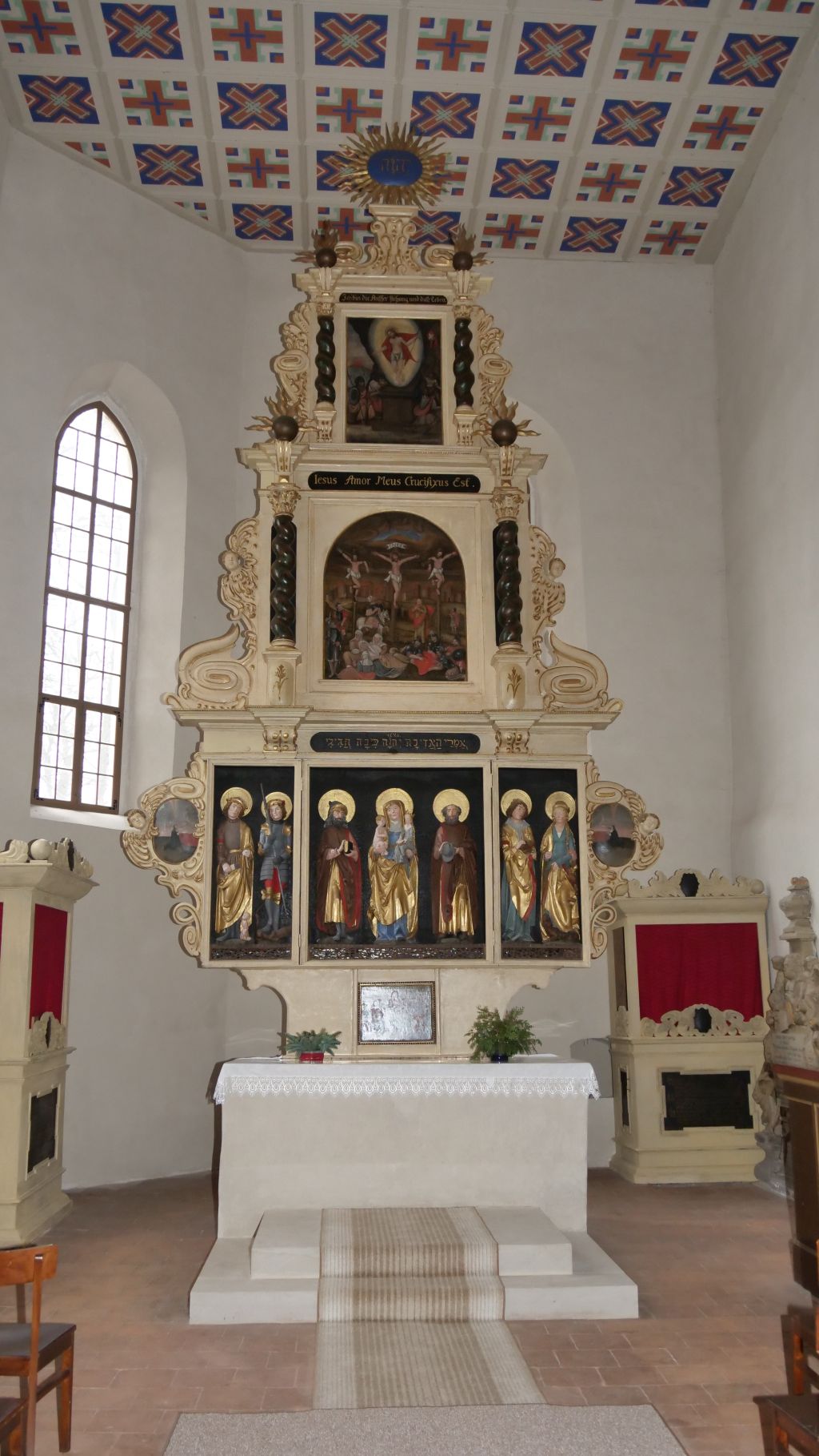 Autobahnkirche Altar 2020 11